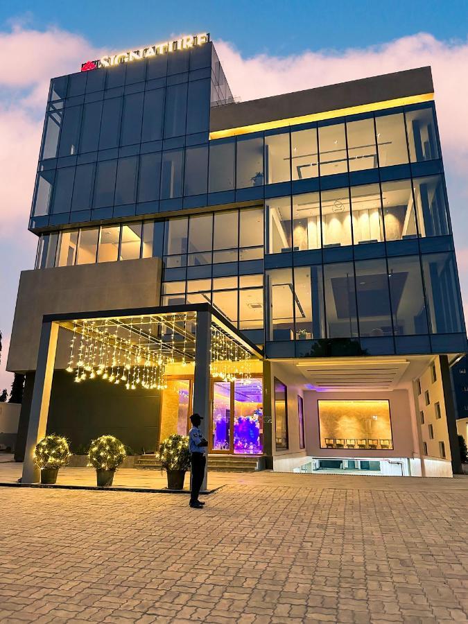 Signature Hotels Visákhapatnam Kültér fotó